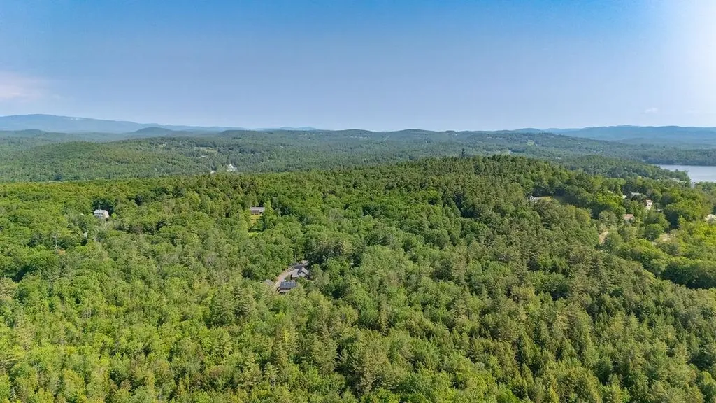 11-1 Stagecoach Road Sunapee NH 03782