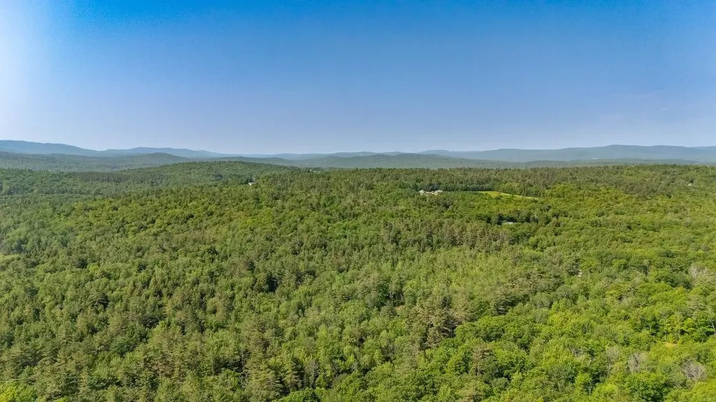 11-1 Stagecoach Road Sunapee NH 03782