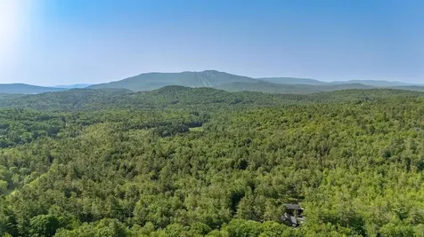 11-1 Stagecoach Road Sunapee NH 03782