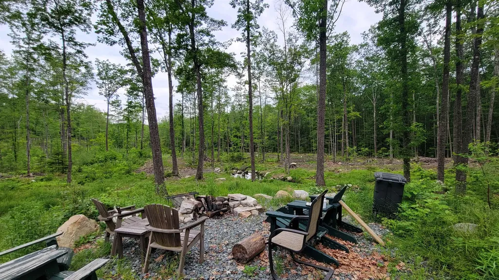 X Whispering Winds Way Canaan NH 03741