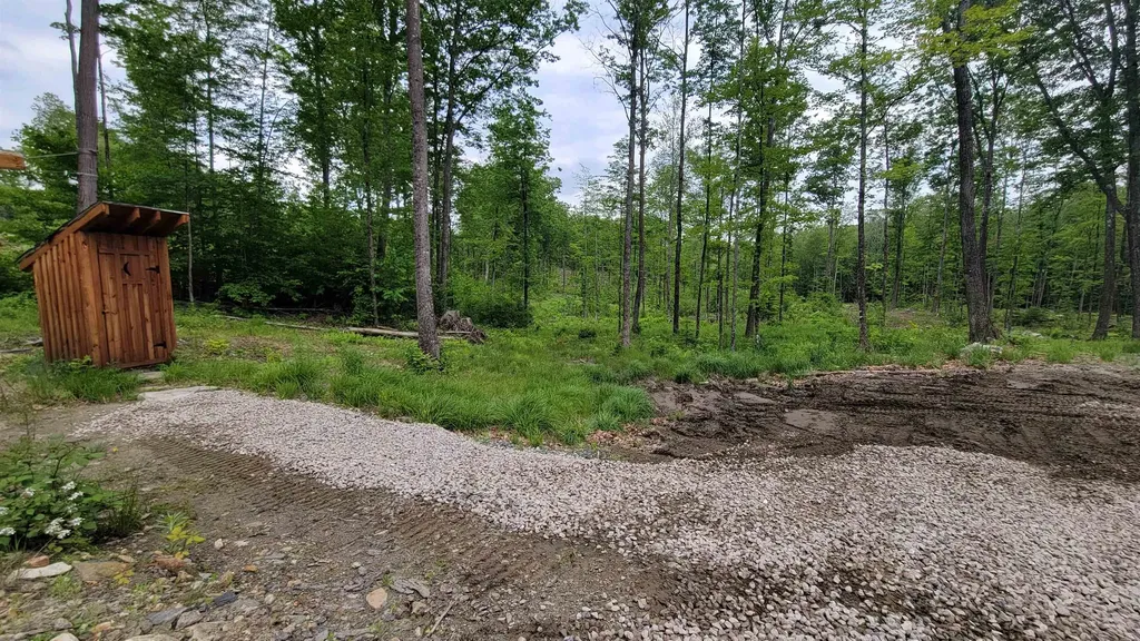 X Whispering Winds Way Canaan NH 03741