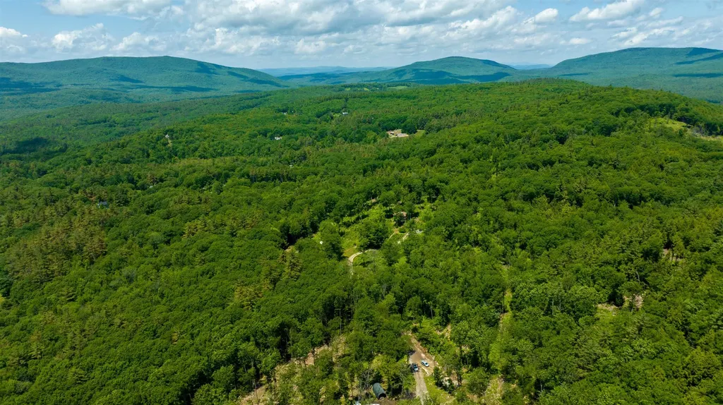 X Whispering Winds Way Canaan NH 03741