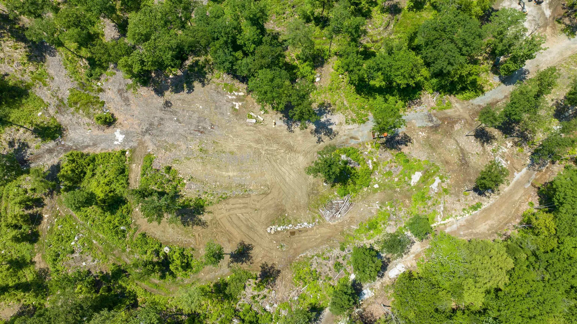 X Whispering Winds Way Canaan NH 03741