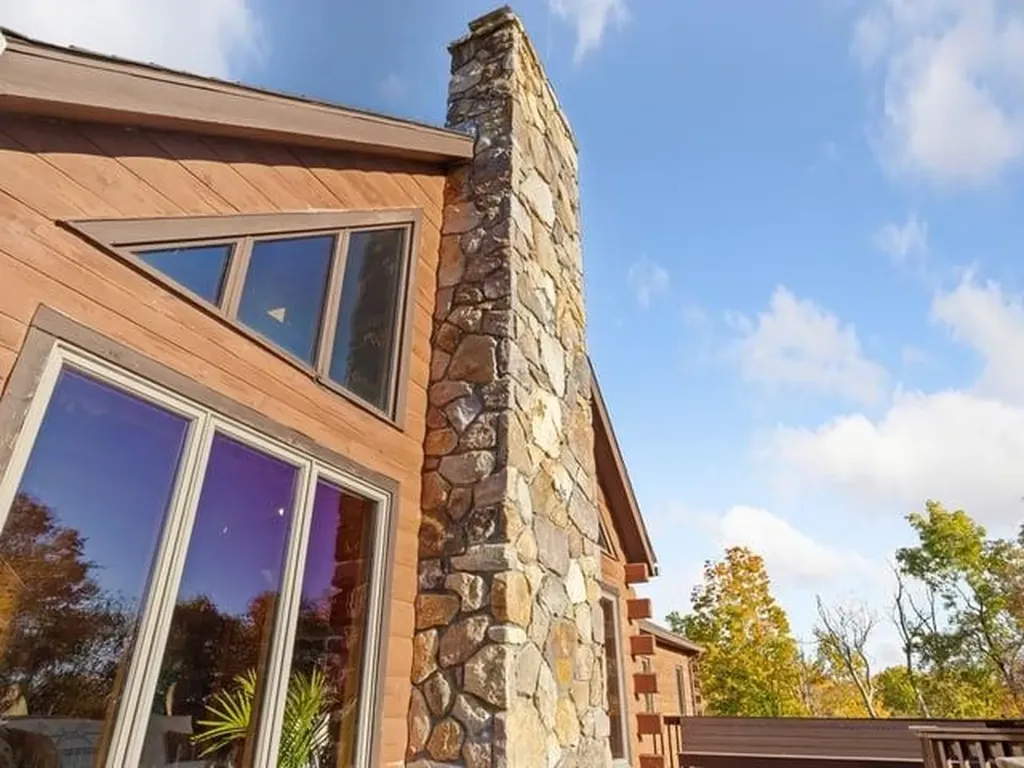 36 Split Oak Circle Chesterfield NH 03443