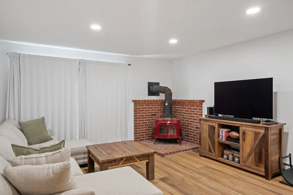 23 Hummingbird Road Lincoln NH 03251