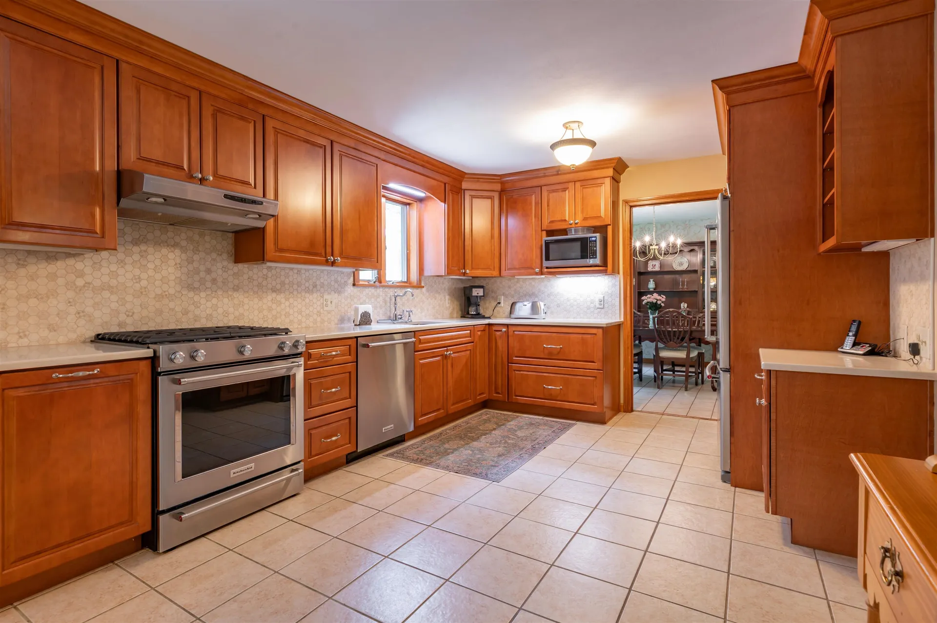 7 Golden Oaks Drive Salem NH 03079