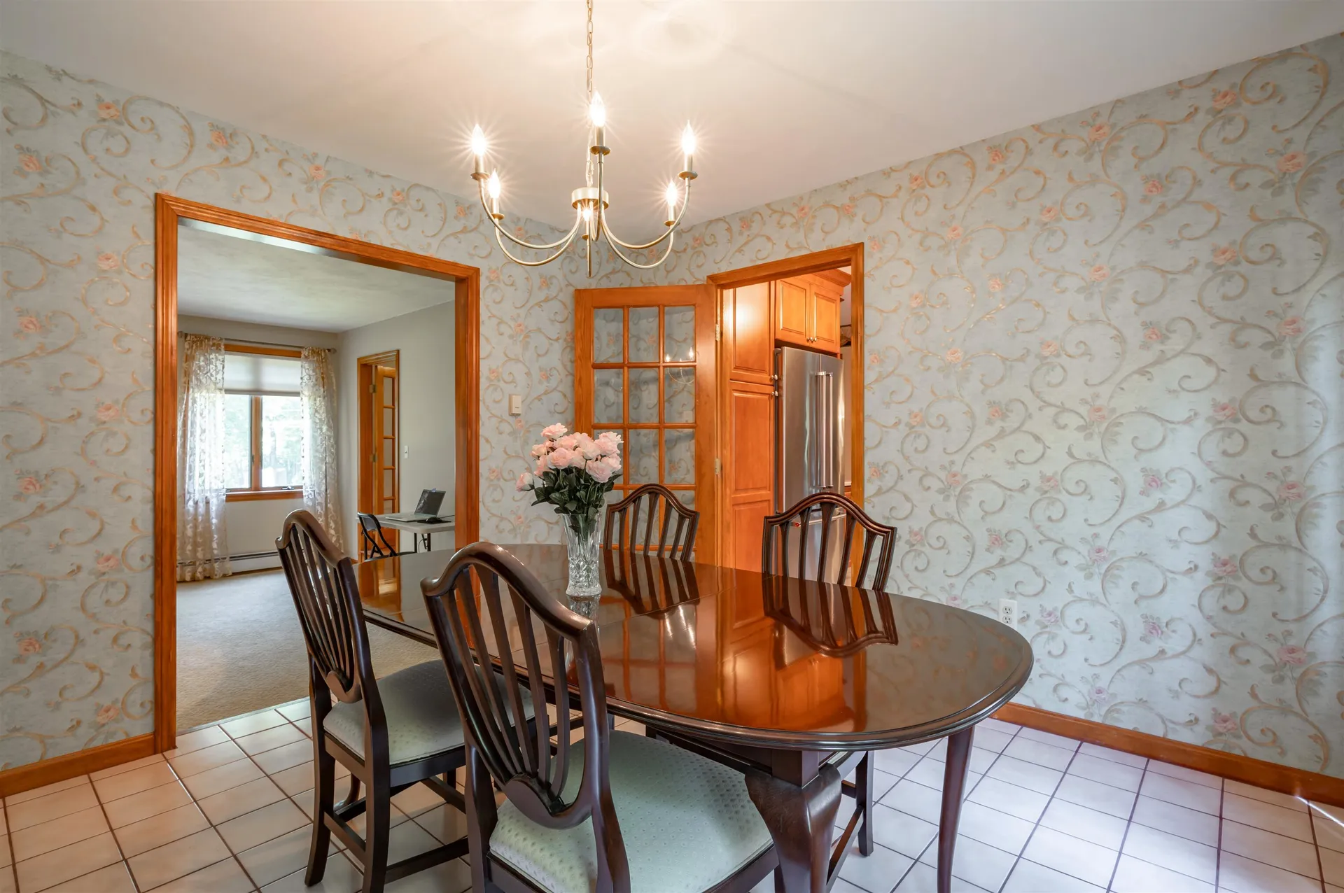 7 Golden Oaks Drive Salem NH 03079