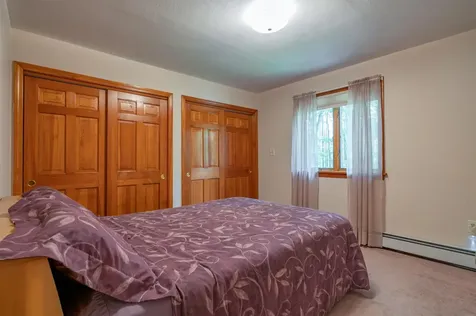 7 Golden Oaks Drive Salem NH 03079