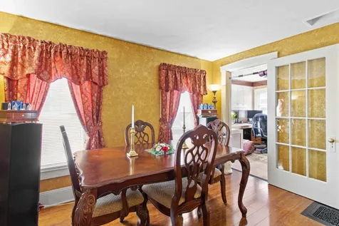 14 Cottage Street Nashua NH 03060