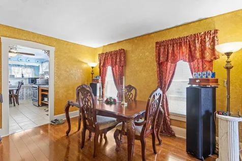 14 Cottage Street Nashua NH 03060