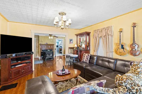 14 Cottage Street Nashua NH 03060