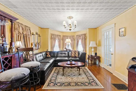 14 Cottage Street Nashua NH 03060