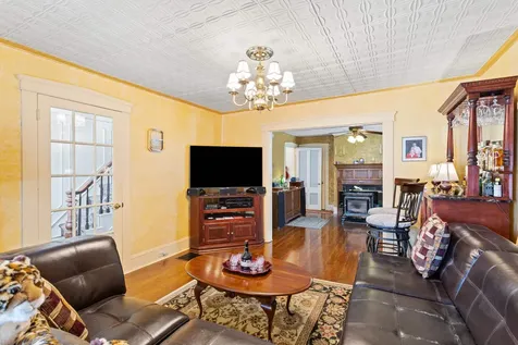 14 Cottage Street Nashua NH 03060