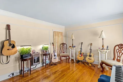 14 Cottage Street Nashua NH 03060