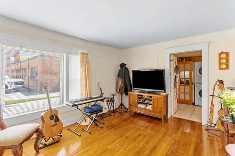 14 Cottage Street Nashua NH 03060