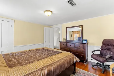 14 Cottage Street Nashua NH 03060
