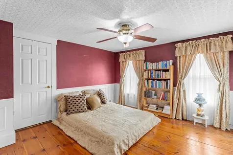 14 Cottage Street Nashua NH 03060