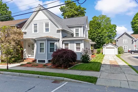 14 Cottage Street Nashua NH 03060