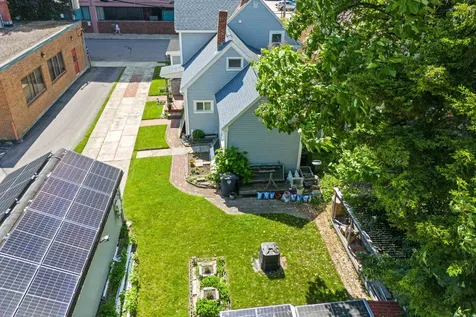 14 Cottage Street Nashua NH 03060