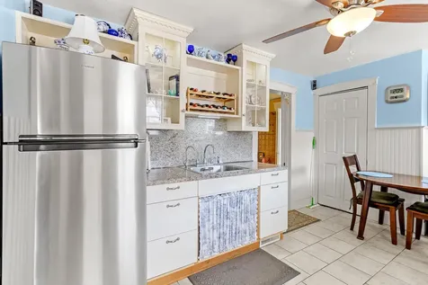 14 Cottage Street Nashua NH 03060