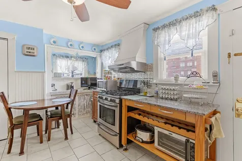14 Cottage Street Nashua NH 03060