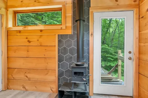 171 Bell Road Plymouth NH 03264