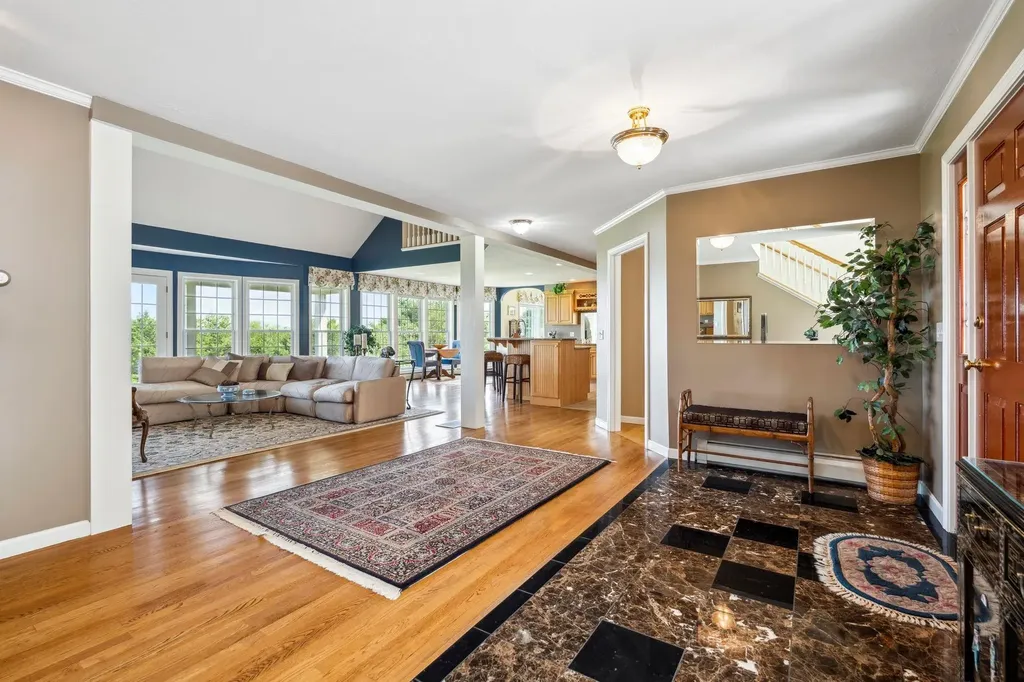 83 Tracy Way Meredith NH 03253