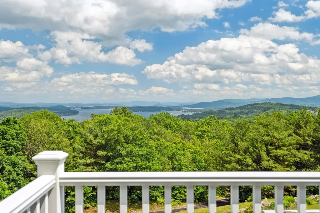 83 Tracy Way Meredith NH 03253