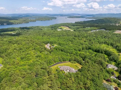 83 Tracy Way Meredith NH 03253