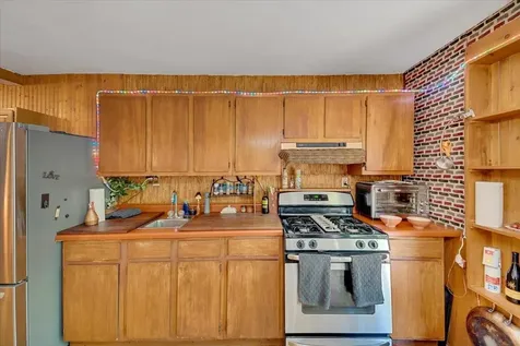 89b North Champlain Street Burlington VT 05403