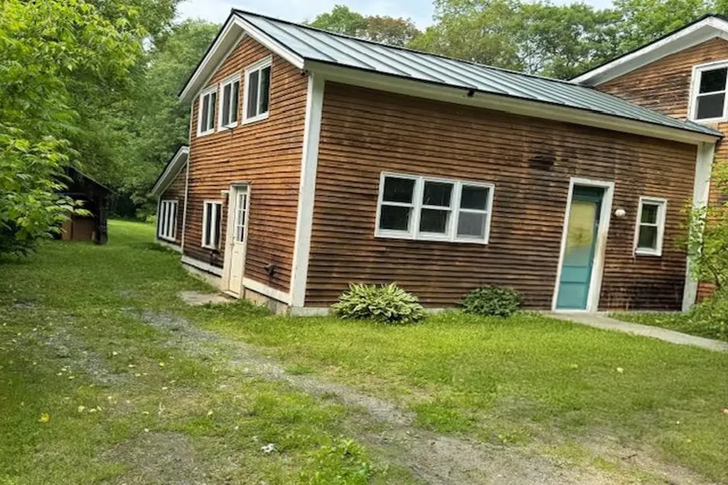 809 Gorhamtown Road Poultney VT 05764