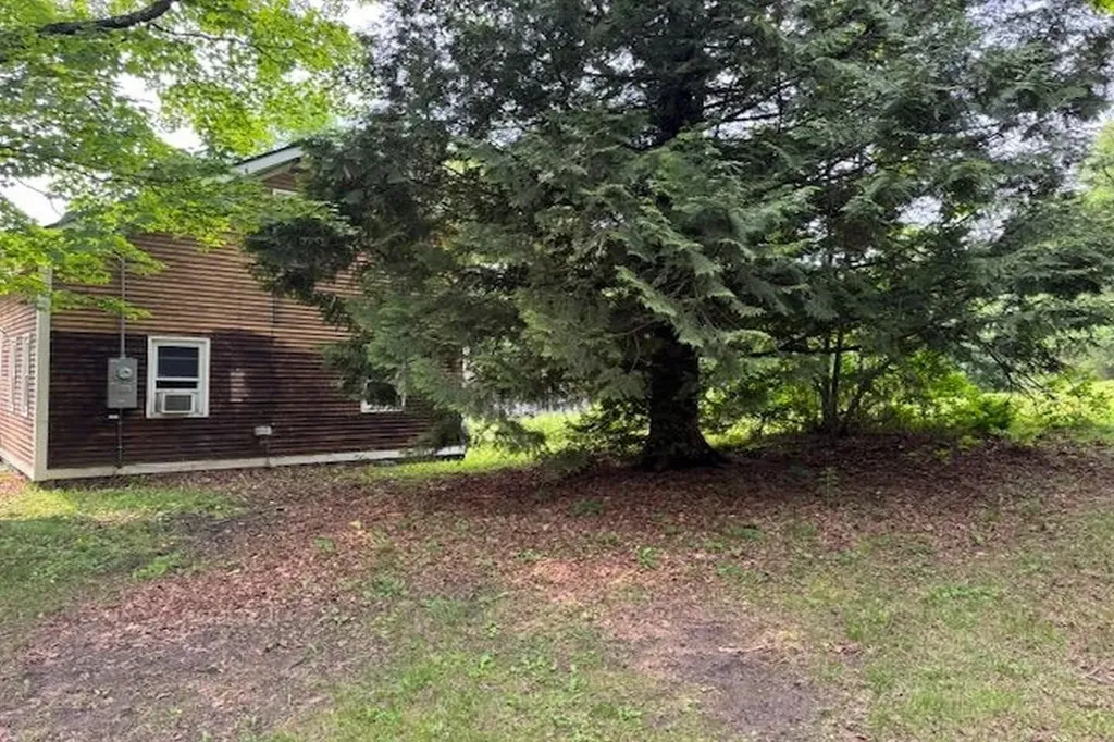 809 Gorhamtown Road Poultney VT 05764