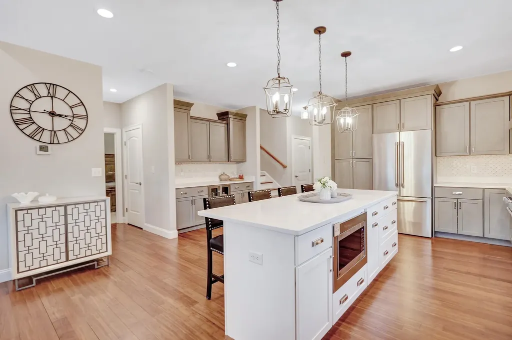 24 Del Ray Drive Windham NH 03087