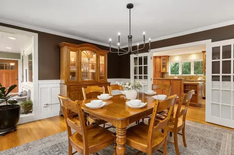 11 Evergreen Way Stratham NH 03885