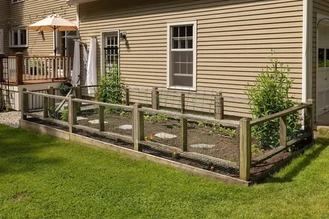 11 Evergreen Way Stratham NH 03885