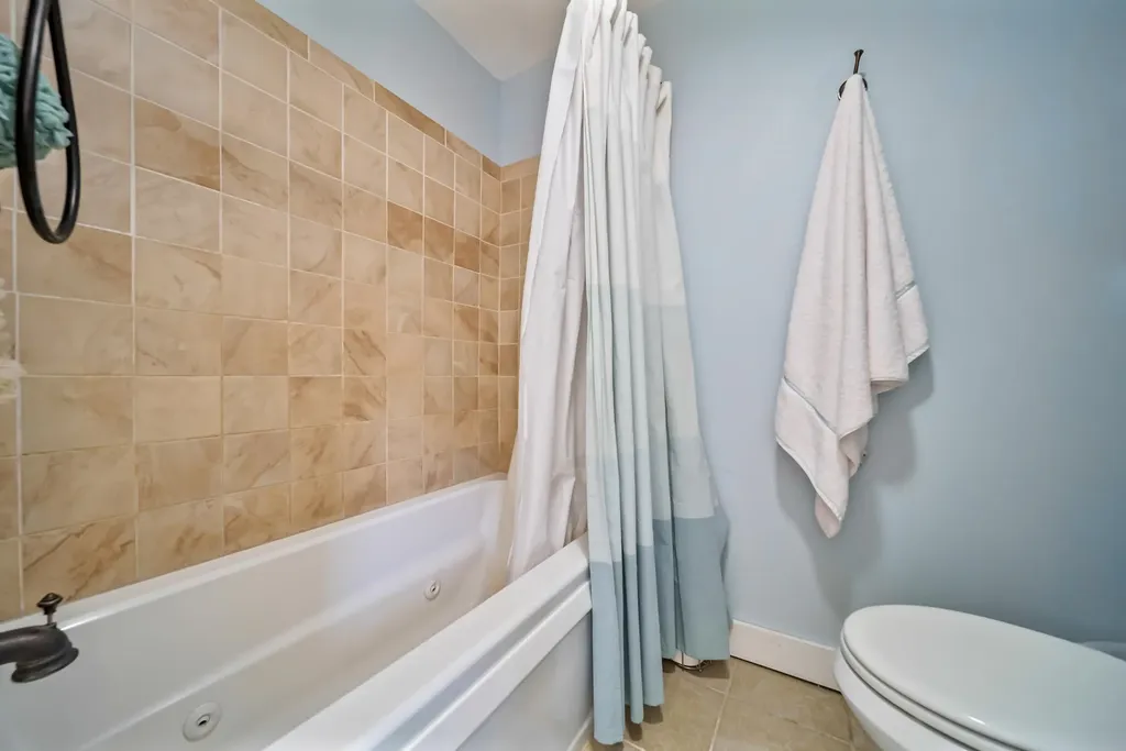 636 Old Homestead Highway Swanzey NH 03446