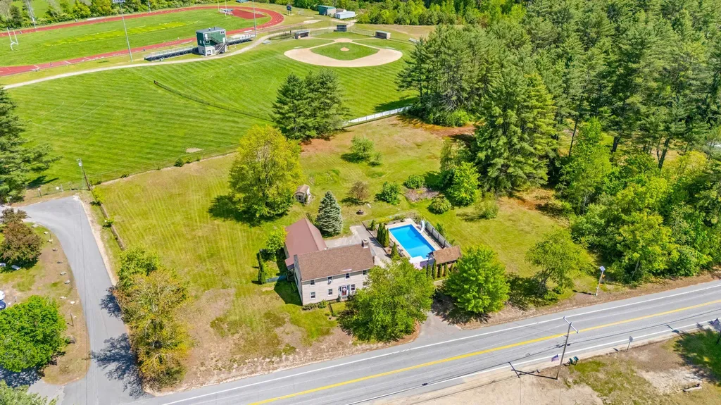 636 Old Homestead Highway Swanzey NH 03446