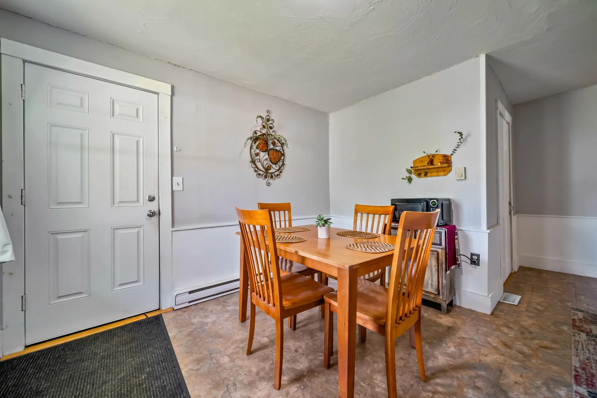 636 Old Homestead Highway Swanzey NH 03446