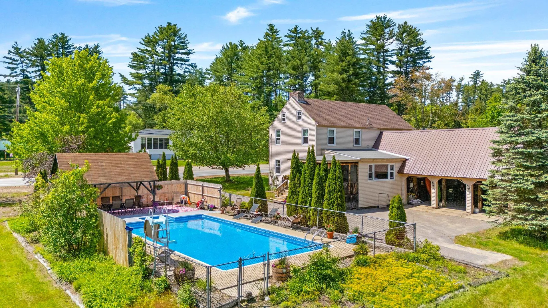 636 Old Homestead Highway Swanzey NH 03446