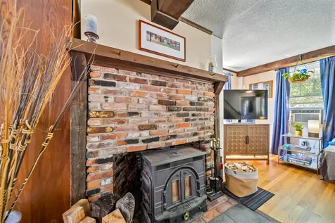 636 Old Homestead Highway Swanzey NH 03446