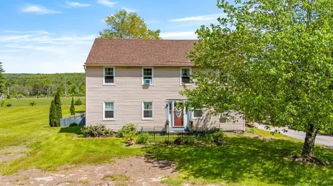 636 Old Homestead Highway Swanzey NH 03446