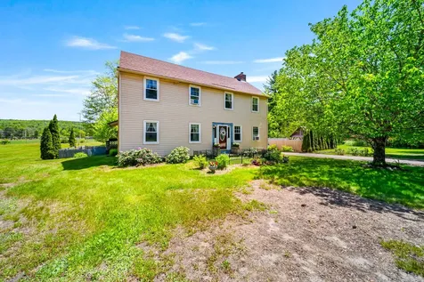 636 Old Homestead Highway Swanzey NH 03446