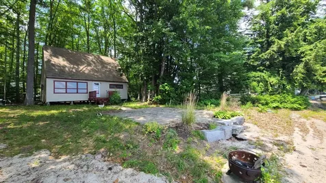 10 Crescent Drive Barnstead NH 03225