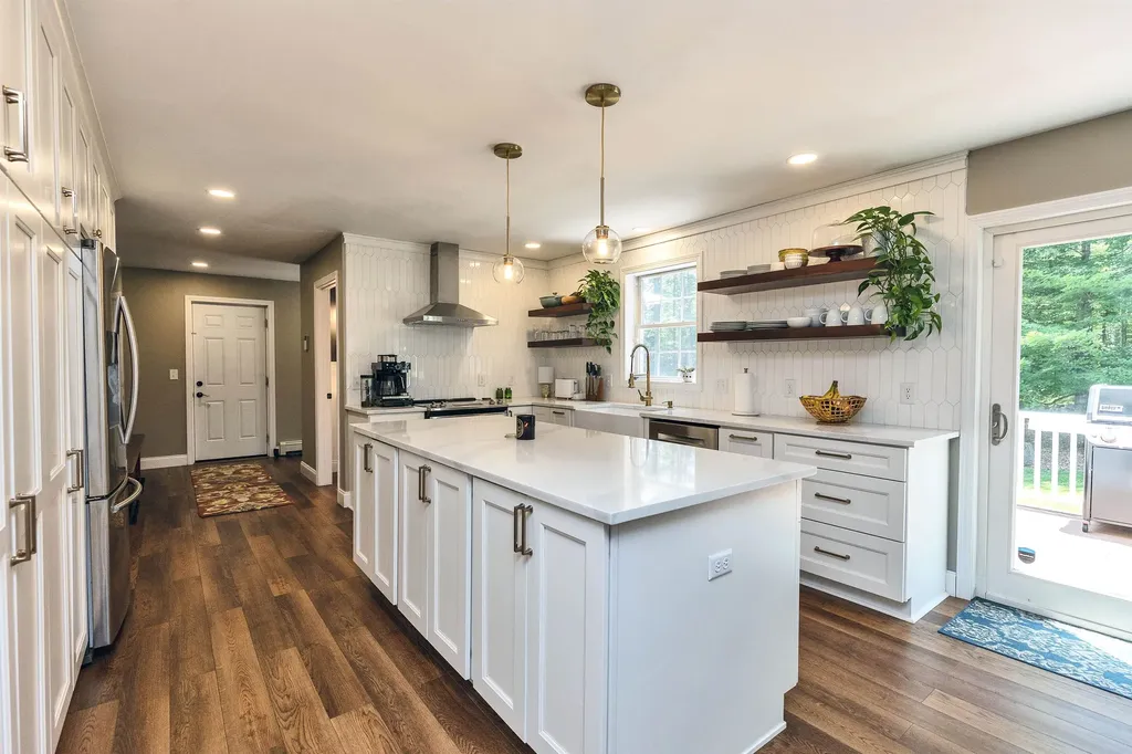 20 Macdowell Road Peterborough NH 03458