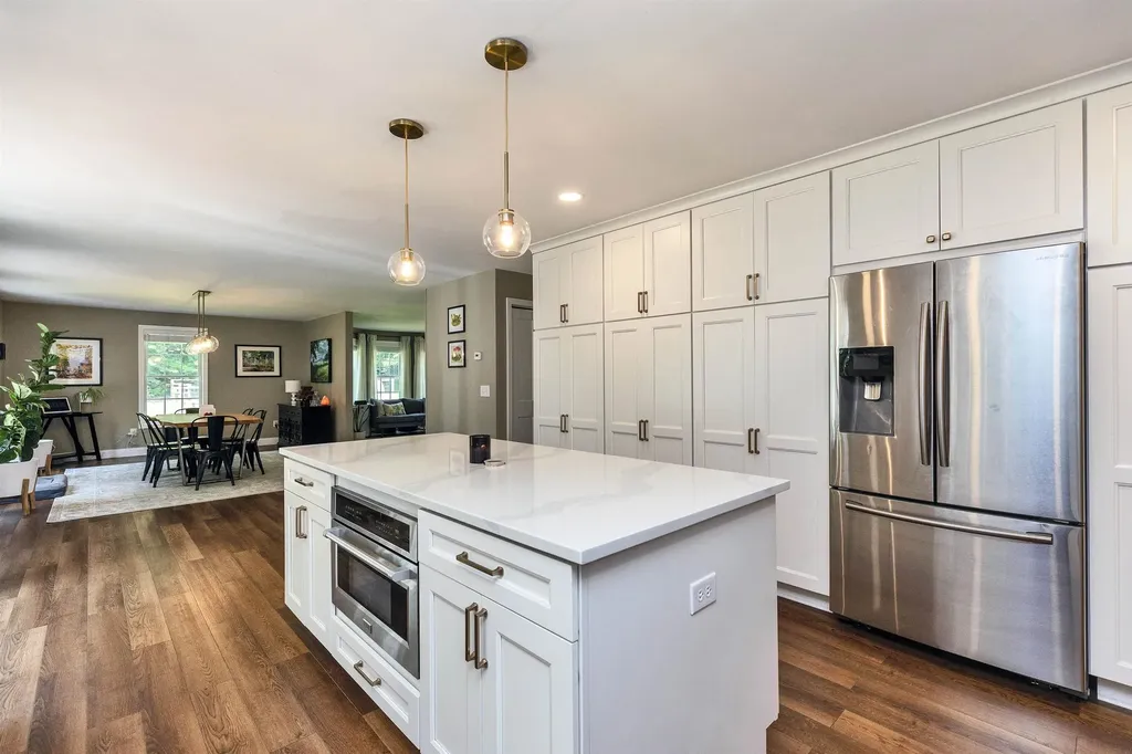 20 Macdowell Road Peterborough NH 03458