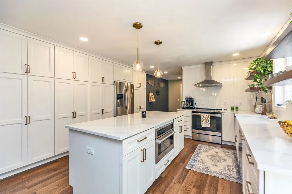 20 Macdowell Road Peterborough NH 03458