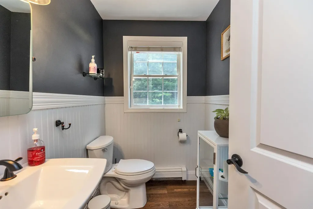 20 Macdowell Road Peterborough NH 03458