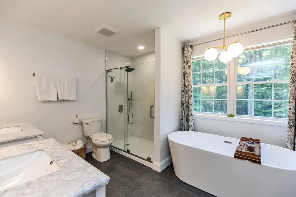 20 Macdowell Road Peterborough NH 03458