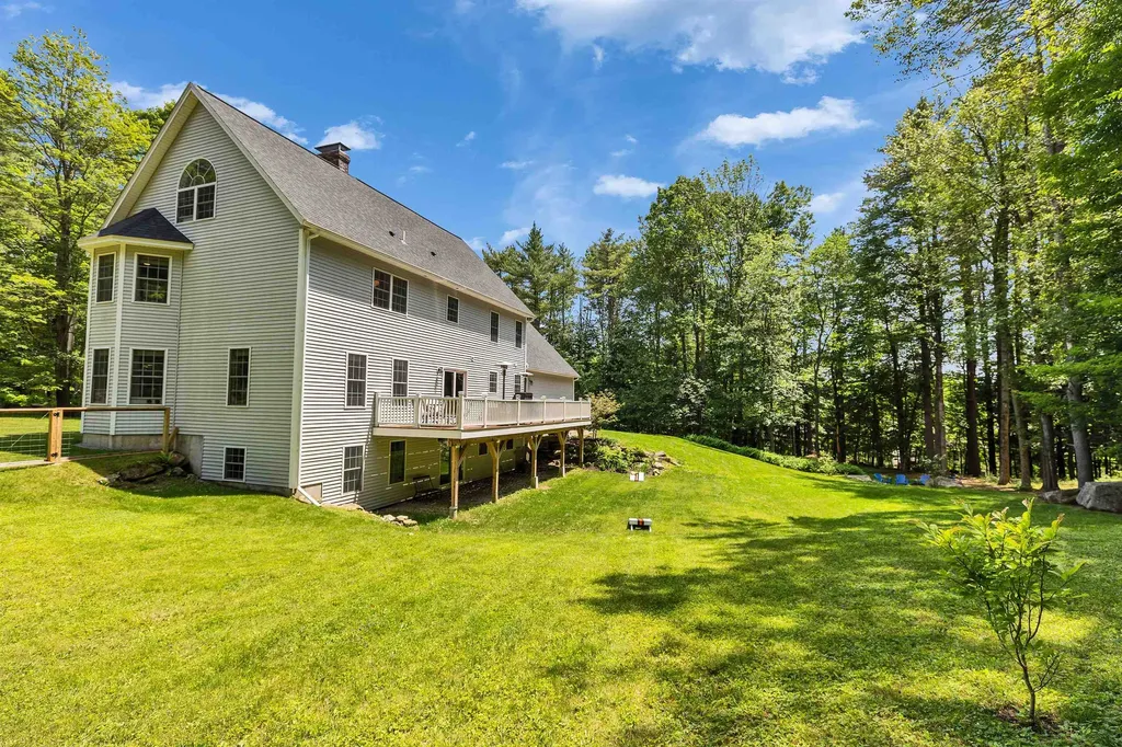 20 Macdowell Road Peterborough NH 03458