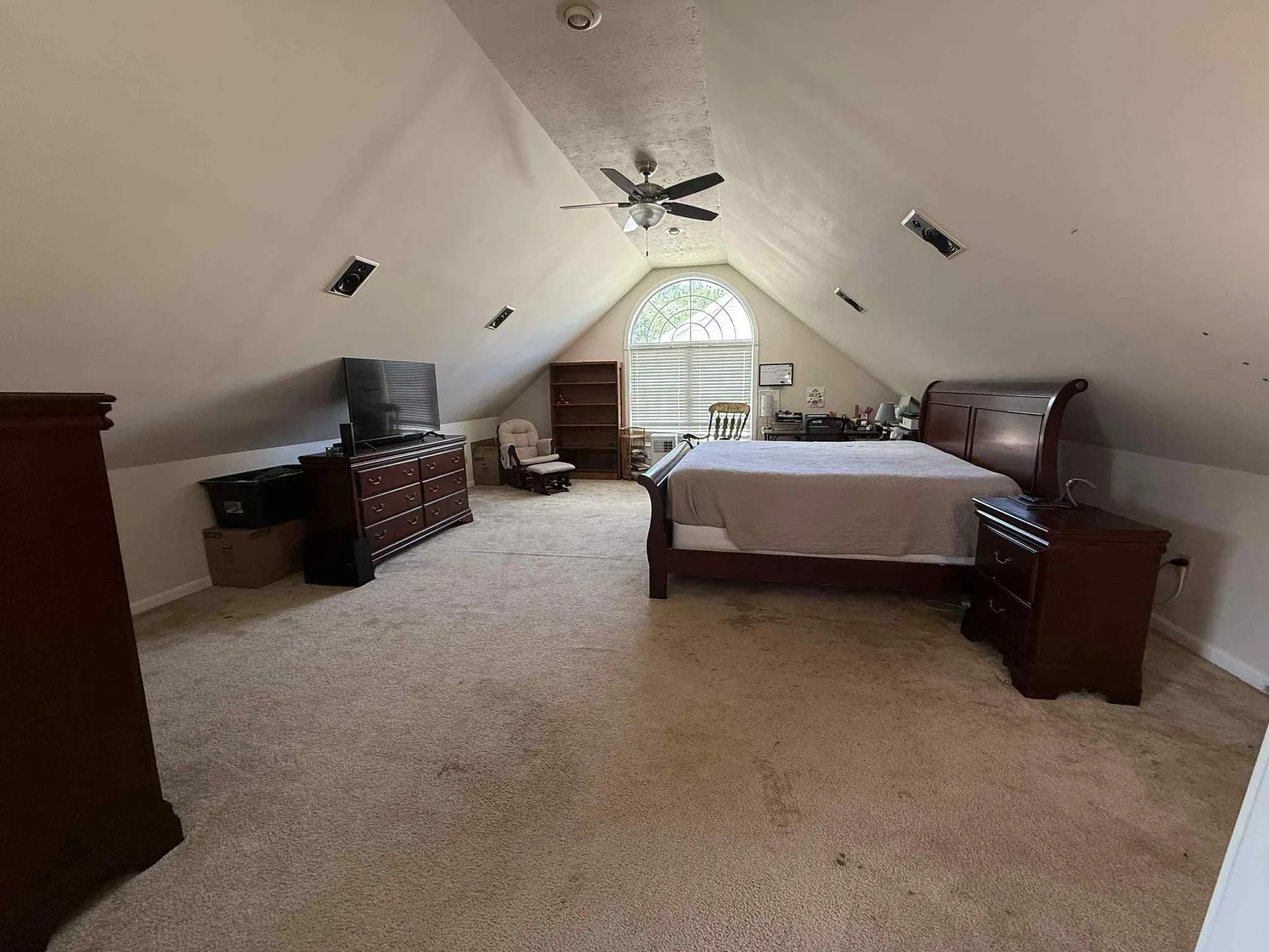 612 Megan Drive Manchester NH 03109